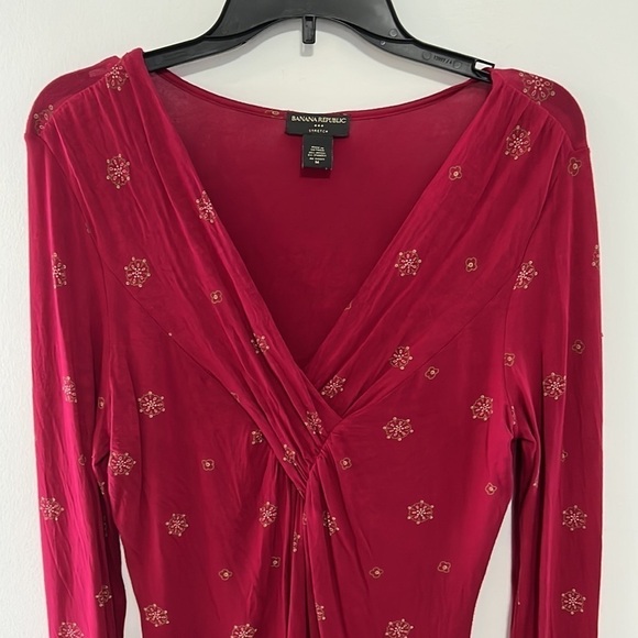 BANANA Republic Long Sleeve V Neck Top Size Medium - Picture 2 of 8
